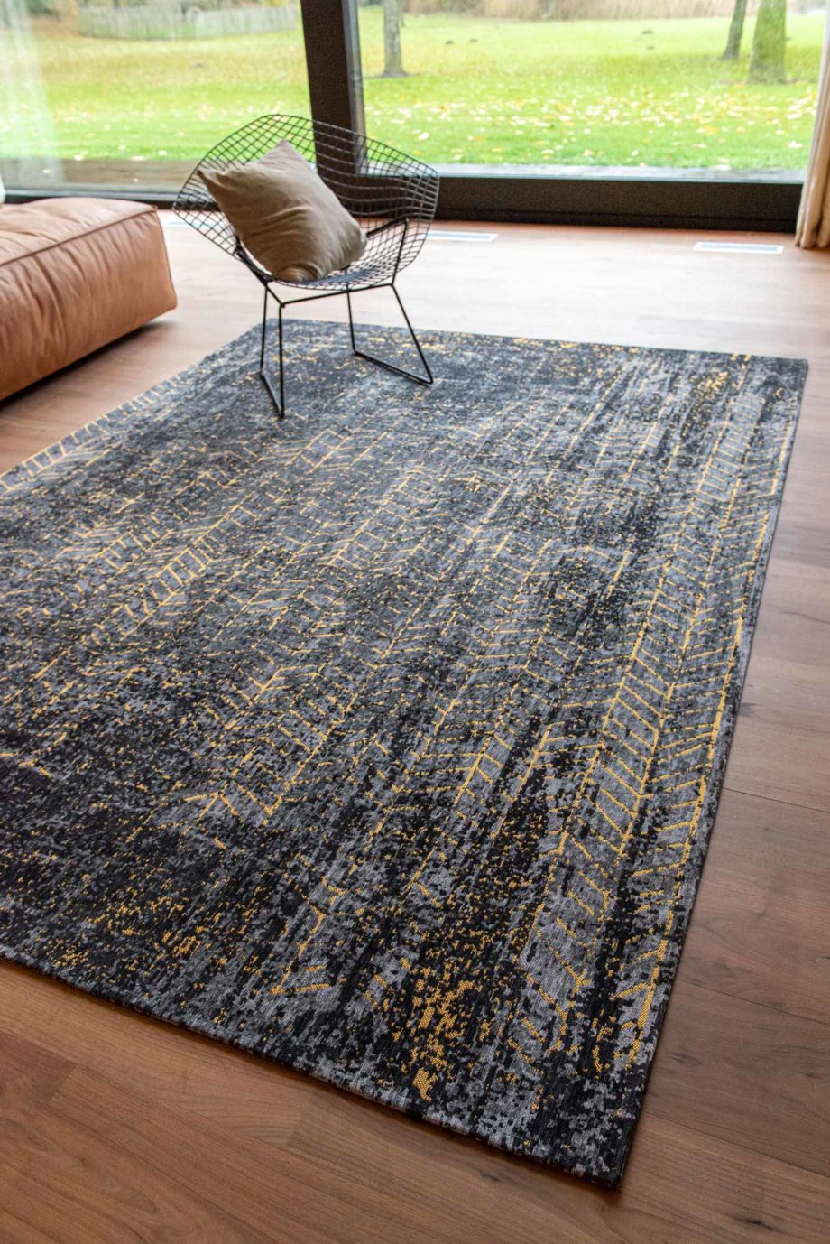 Louis De Poortere rug LX 8422 Mad Men Broadway Glitter interior 3