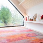 Louis De Poortere rug LX 9116 Atlantic Monetti Hibiscus Red interior 11