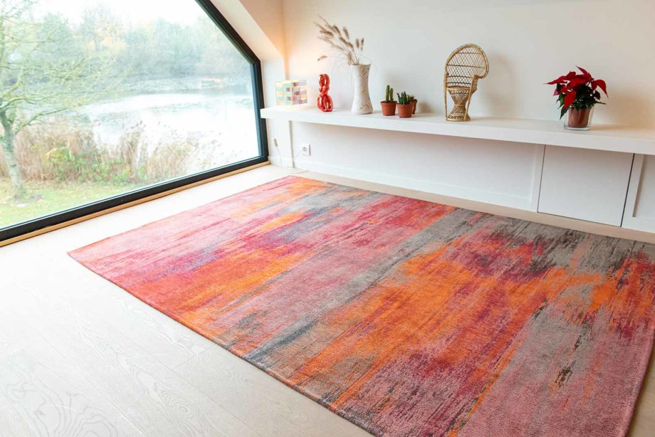 Louis De Poortere rug LX 9116 Atlantic Monetti Hibiscus Red interior 3