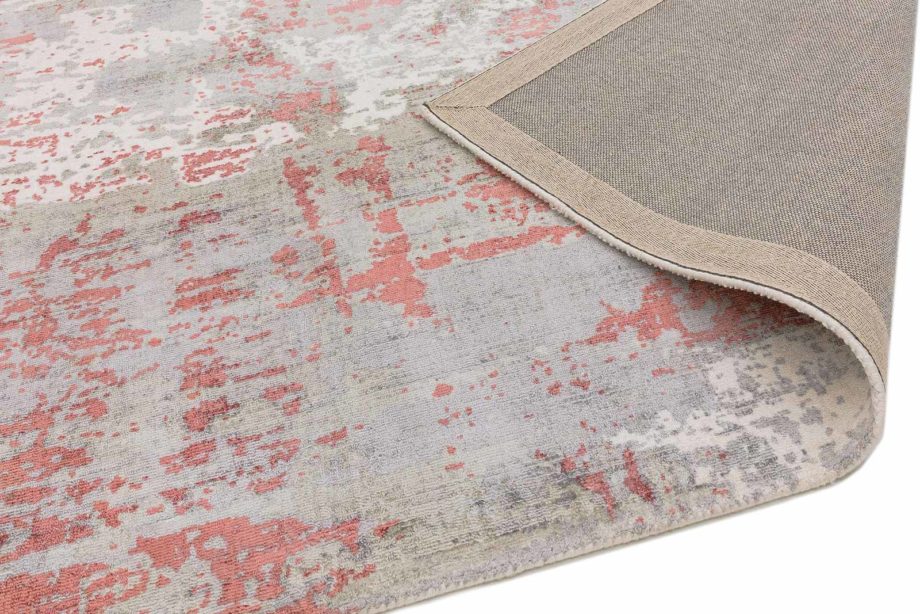 Asiatic rug Palazzo Red detail 3