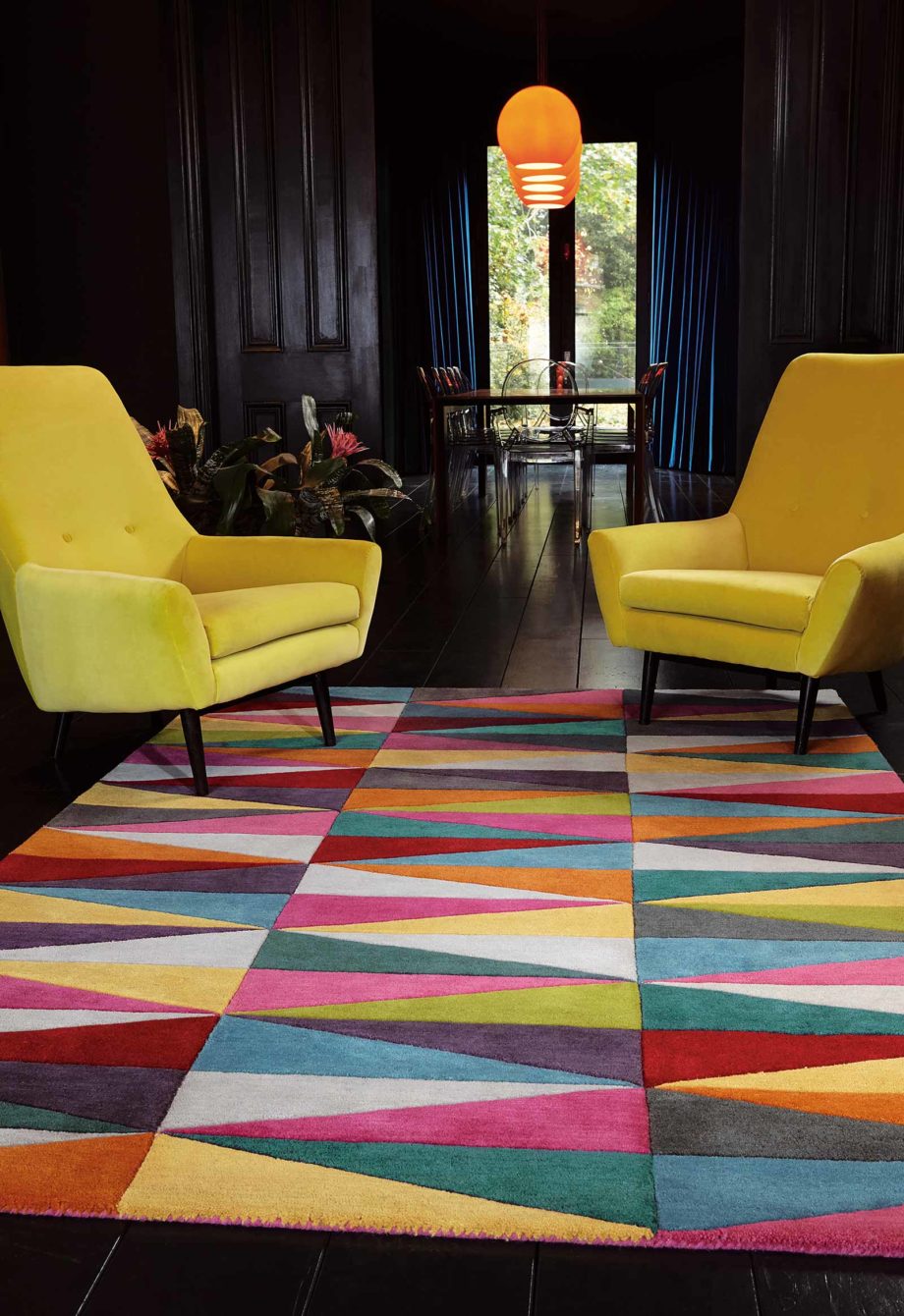 Asiatic rug Pompidou Triangles 2