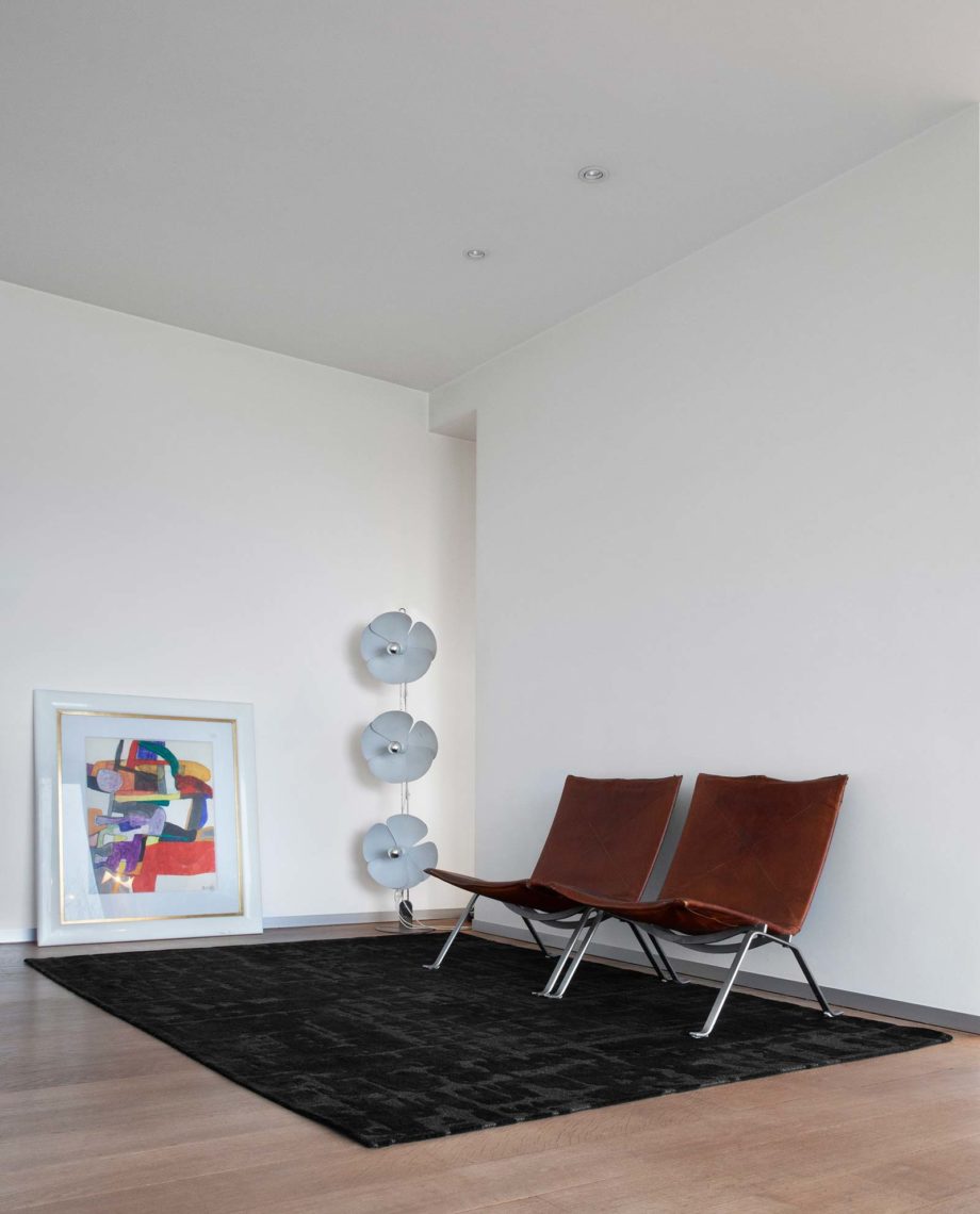 Louis De Poortere rug LX 9200 Structures Baobab Black Water interior 1