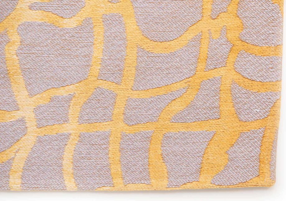 Louis De Poortere rug LX 9205 Mad Men Dedalo Yellow Scarab corner