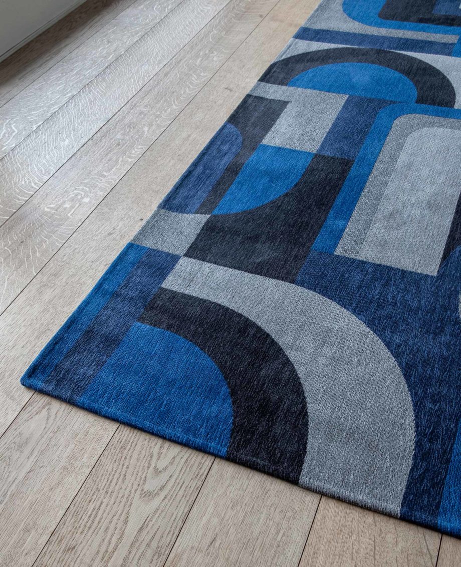 Louis De Poortere rug LX 9207 Nuance Module Weimar Blue interior 3