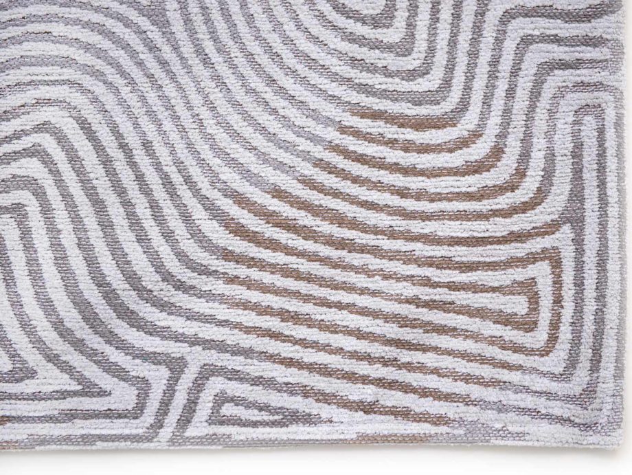 Louis De Poortere rug LX 9228 Meditation Coral Oyster White corner