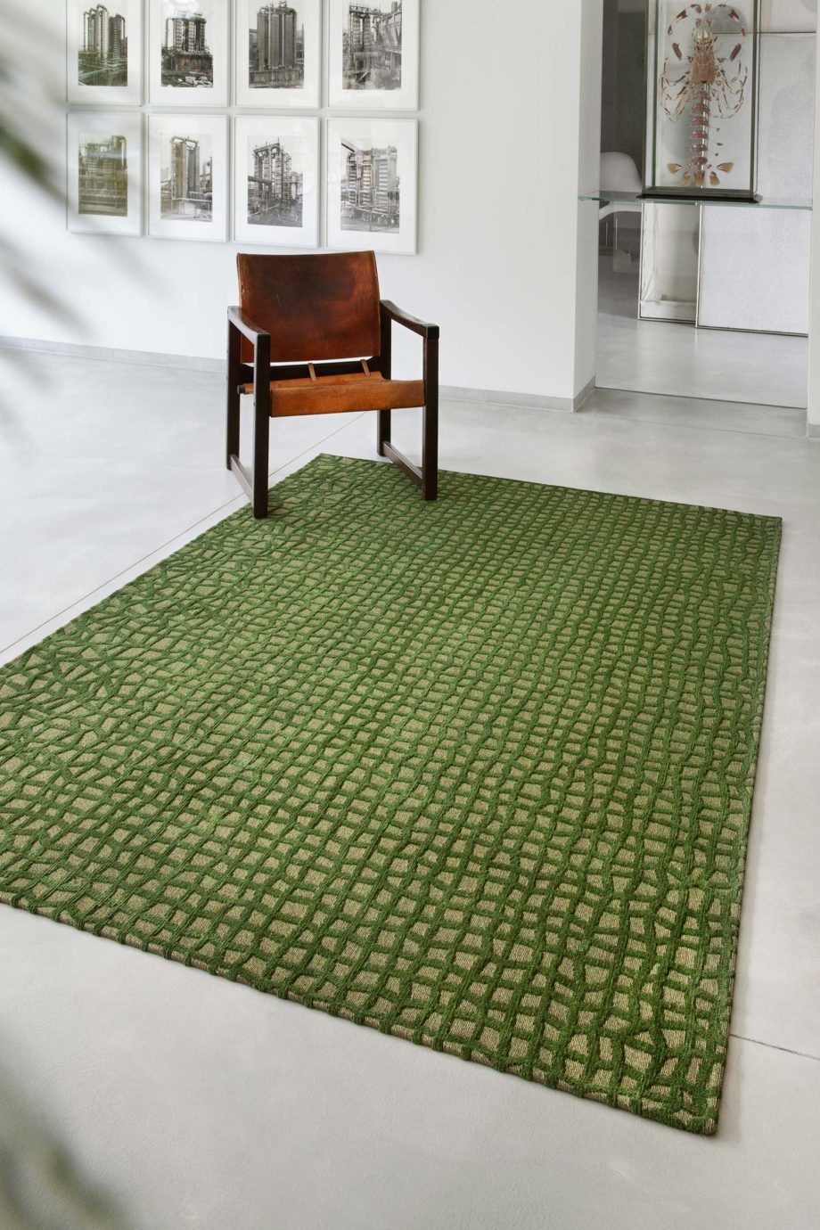 Louis De Poortere rug LX 9249 Structures Trammel Alta Green interior 5