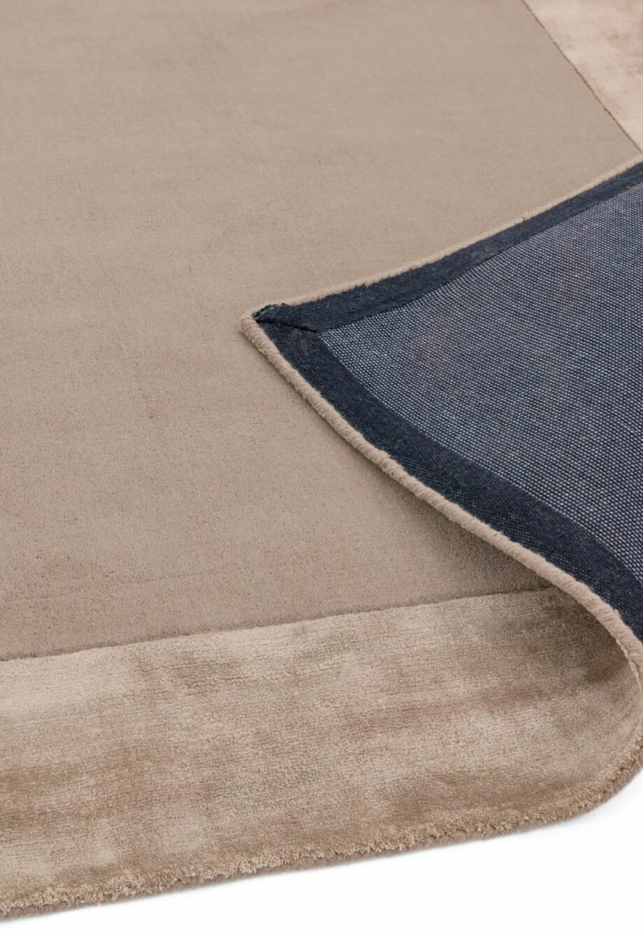 Asiatic Ascot sand 3
