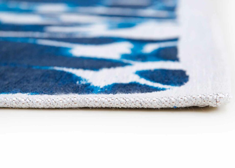 Louis De Poortere rug Meditation Swim 9351 Surf side