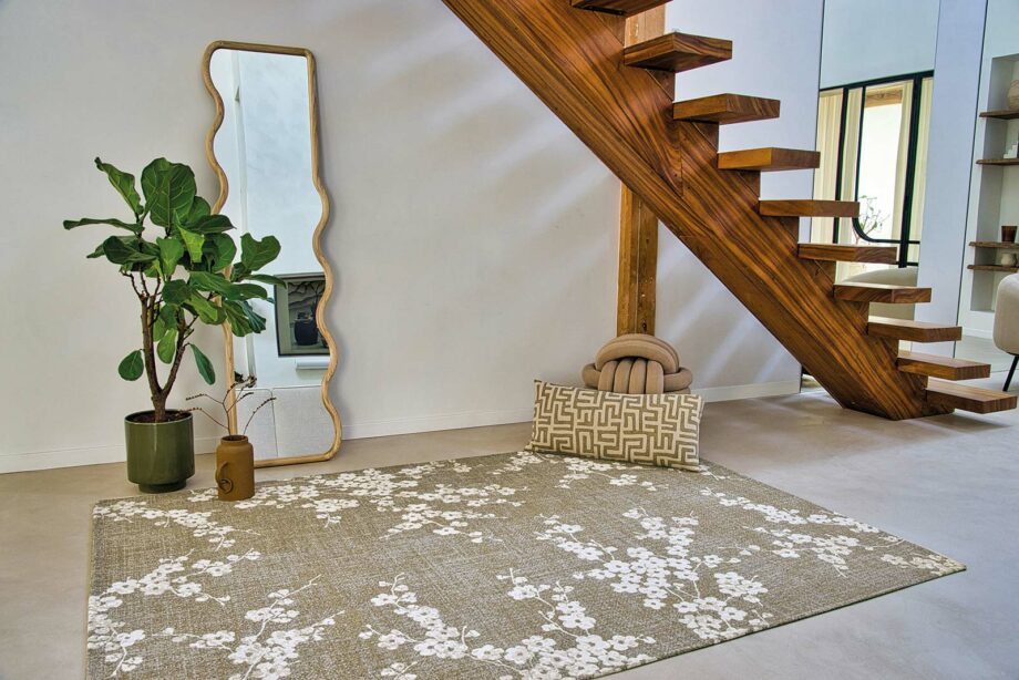 Louis De Poortere rug Sakura 9372 Wet Garden interior 1