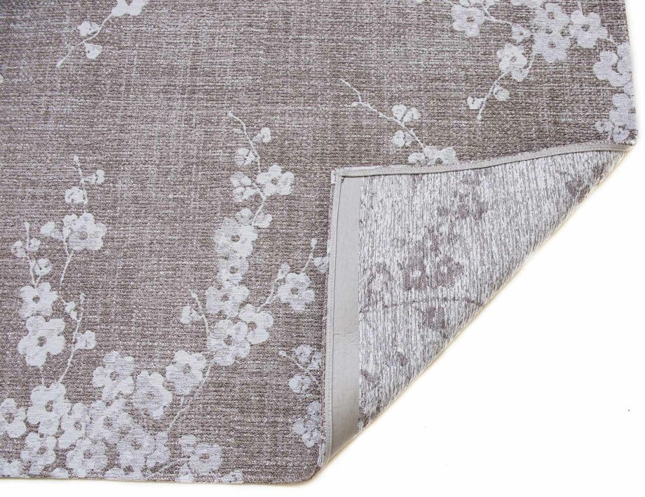 Louis De Poortere rug Sakura 9373 Morning Mist back