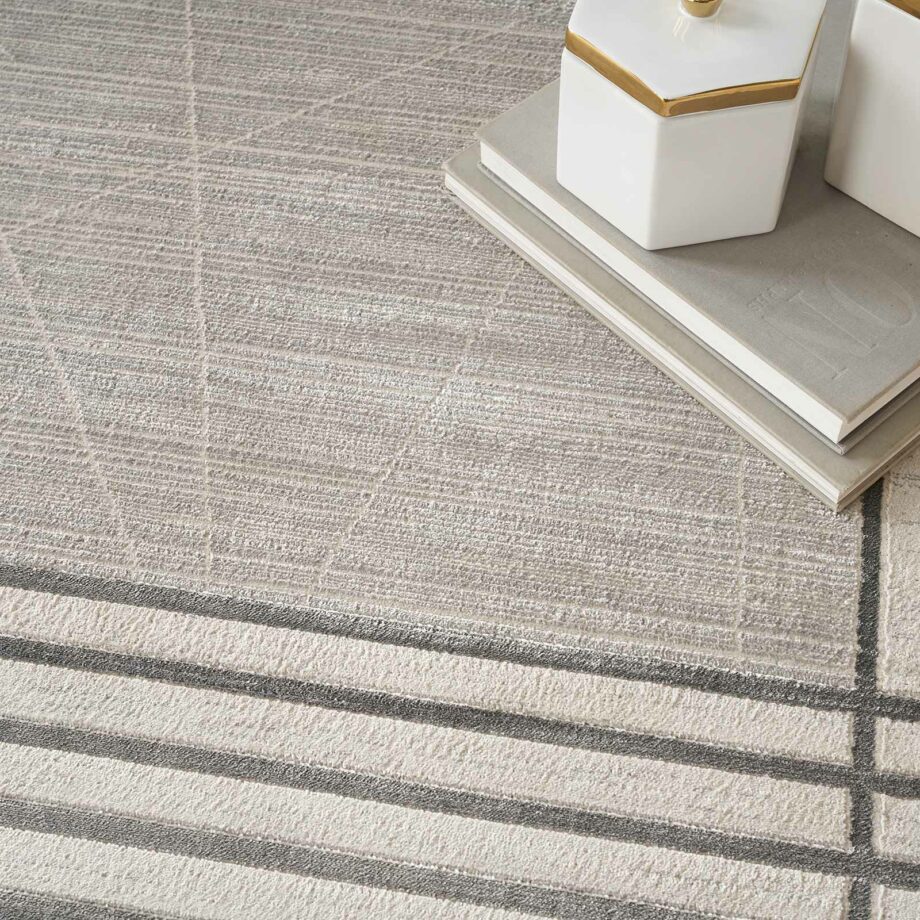 Nourison rug Desire DSR01 GRSIL GREY SILVER 5X7 099446128652 interior 2