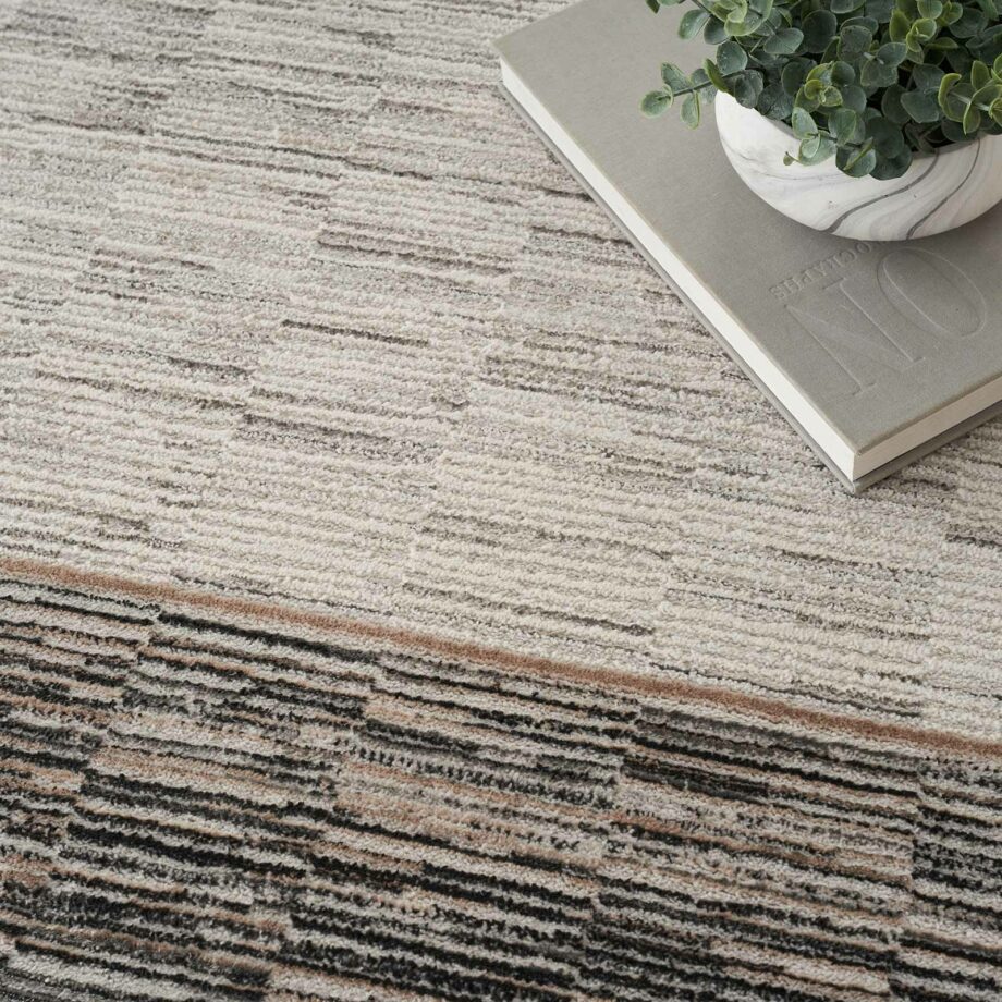 Nourison rug Desire DSR02 GRYBK GREY BLACK 5X7 099446129086 interior 2