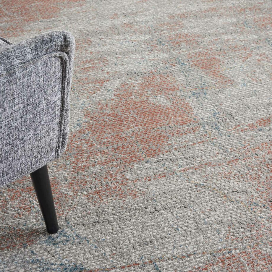Nourison rug Rustic Textures RUS15 LGYRS LIGHT GREY RUST 8XRND 099446836151 interior 2