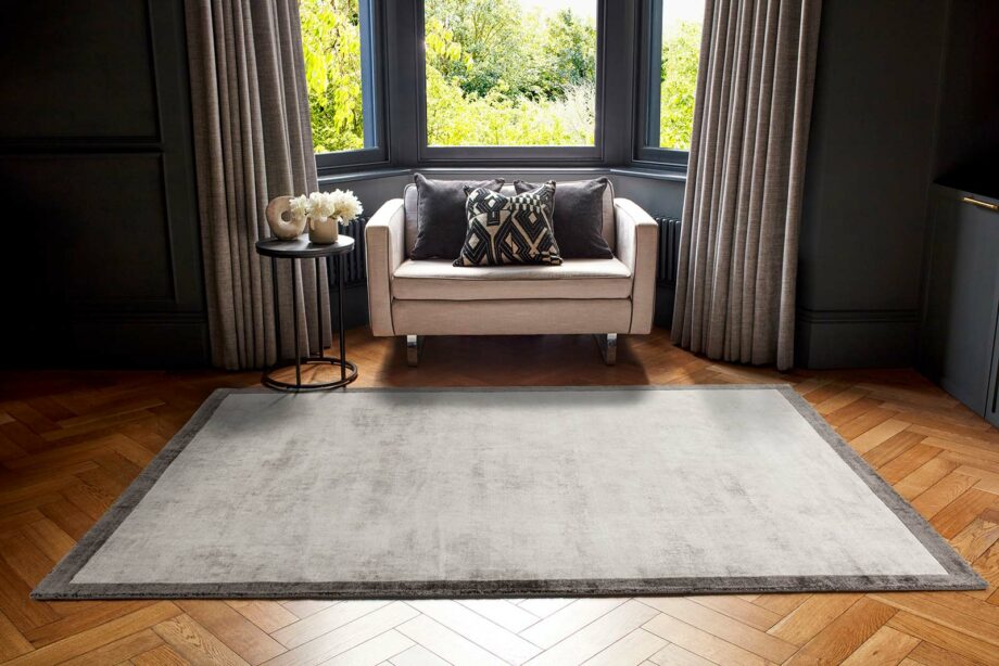 Asiatic rug Blade Border 08 Silver Grey interior