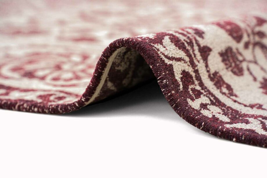Louis De Poortere rug Antiquarian Suzani 9734 Zephyr upfold