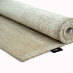 Louis De Poortere rug Fading World Medallion 9672 Milk Curry roll