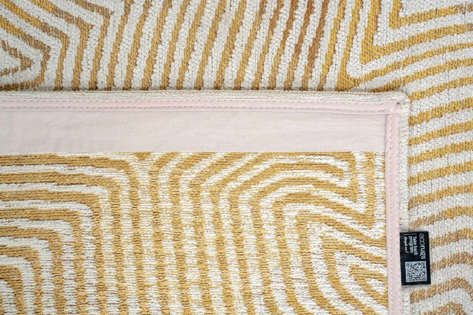 Louis De Poortere rug Meditation Coral 9799 Yellowhippy back
