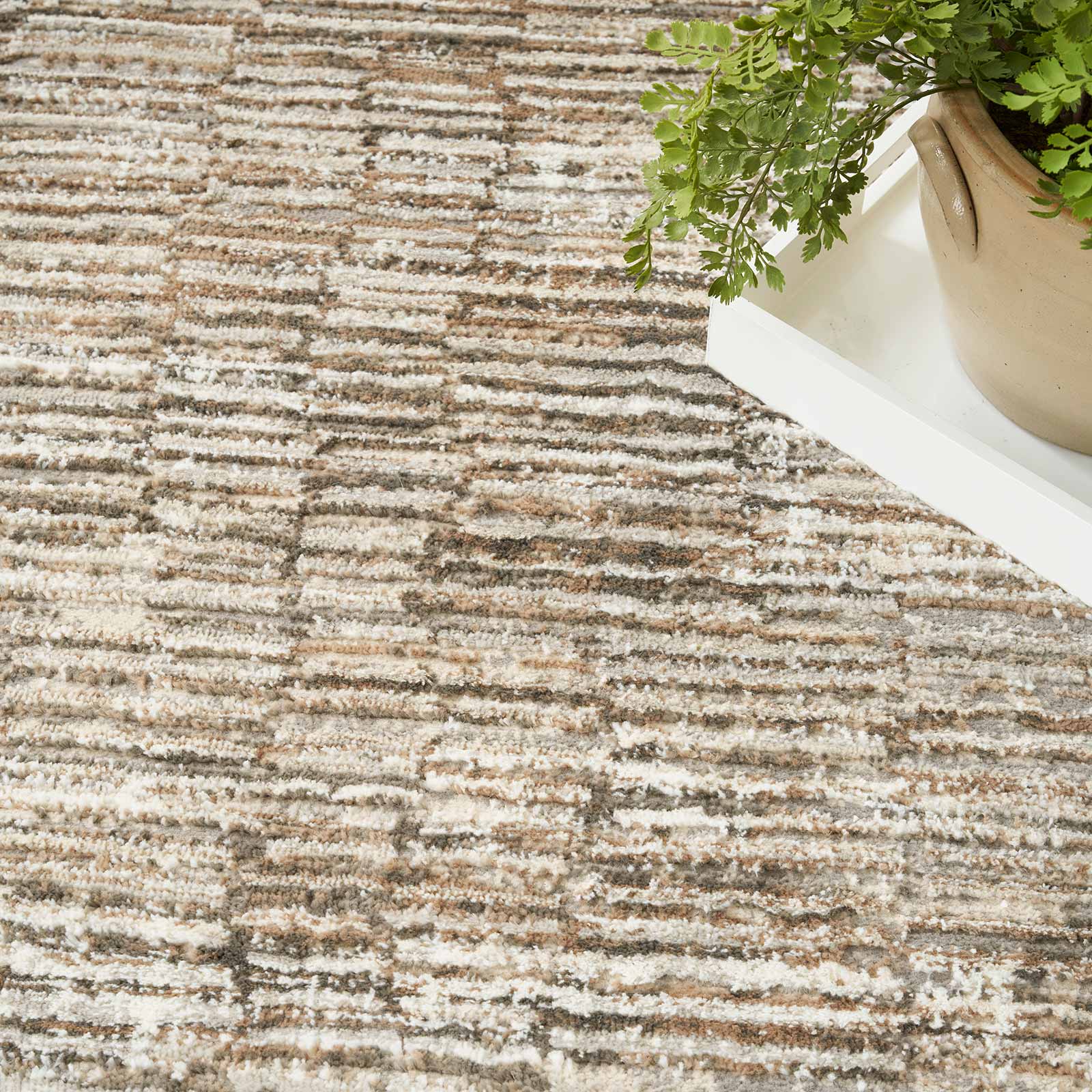 Nourison rug Sustainable Trends SUT06 IVMOC IVORY MOCHA 5x7 099446954411 interior 2